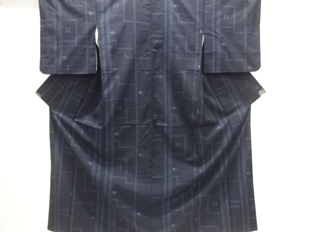 JAPANESE KIMONO / TSUMUGI / WOVEN KASURI PATTERN